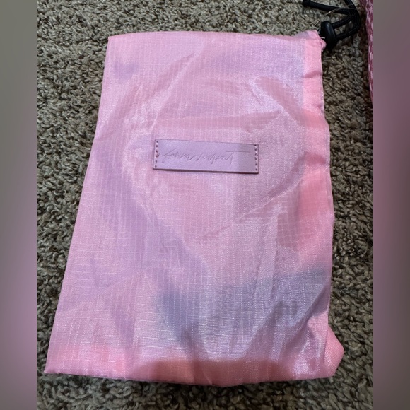 NWOT FP Movement Mini Mesh Sling Bag - Picture 5 of 5